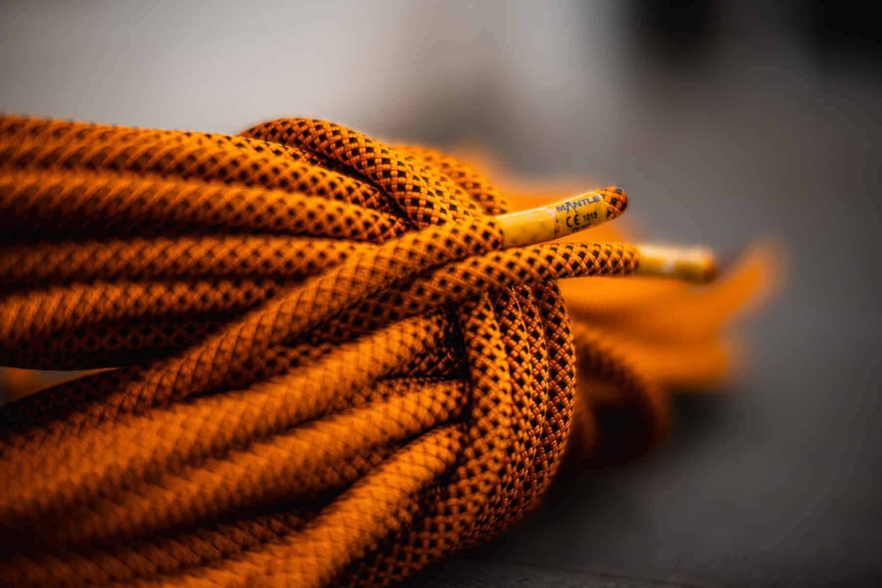 Mantle Climbing Rope from 20 m to 80 m 9.8 mm Black Orange Dynamic Single Rope Climbing Rope